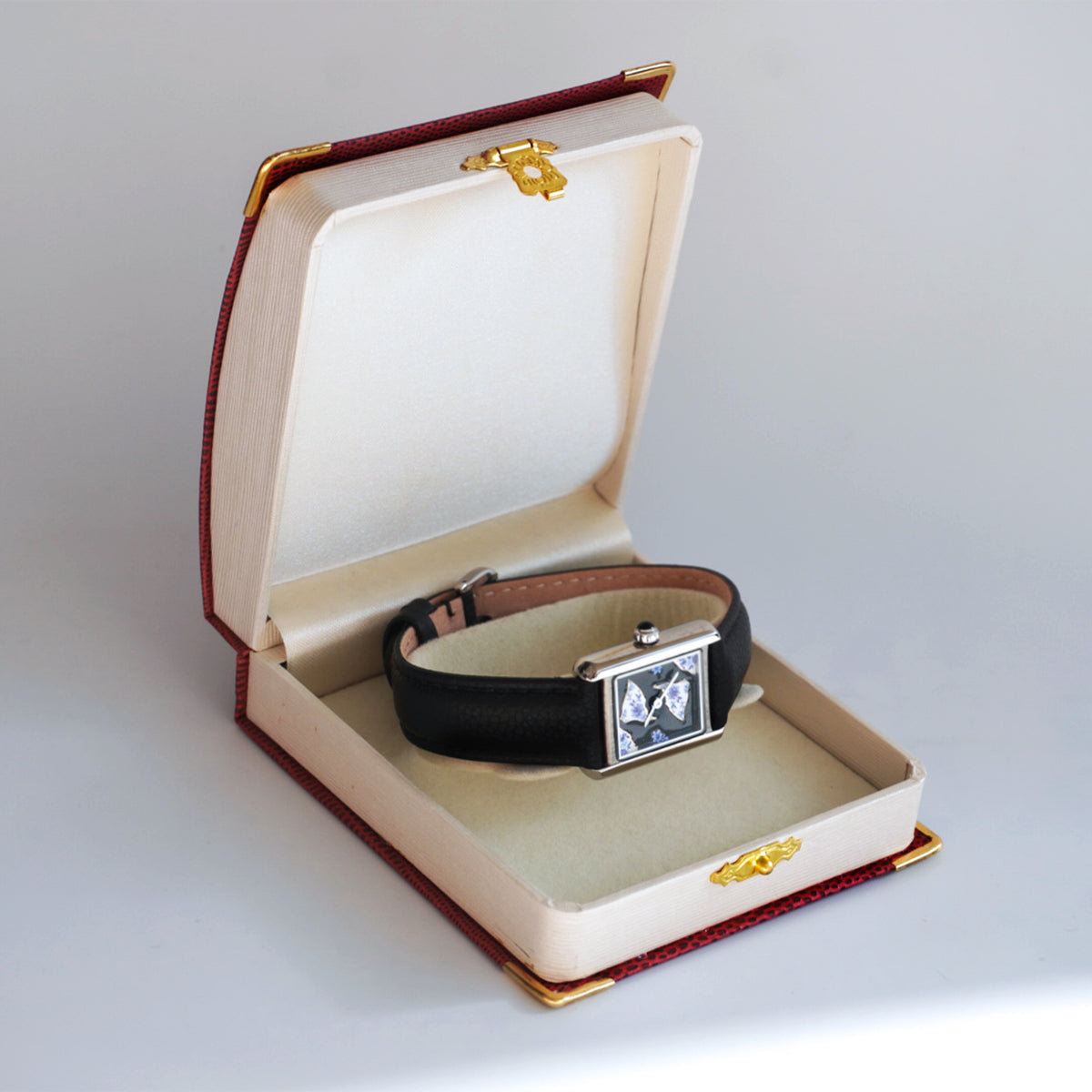 Dust of Time (B) watch