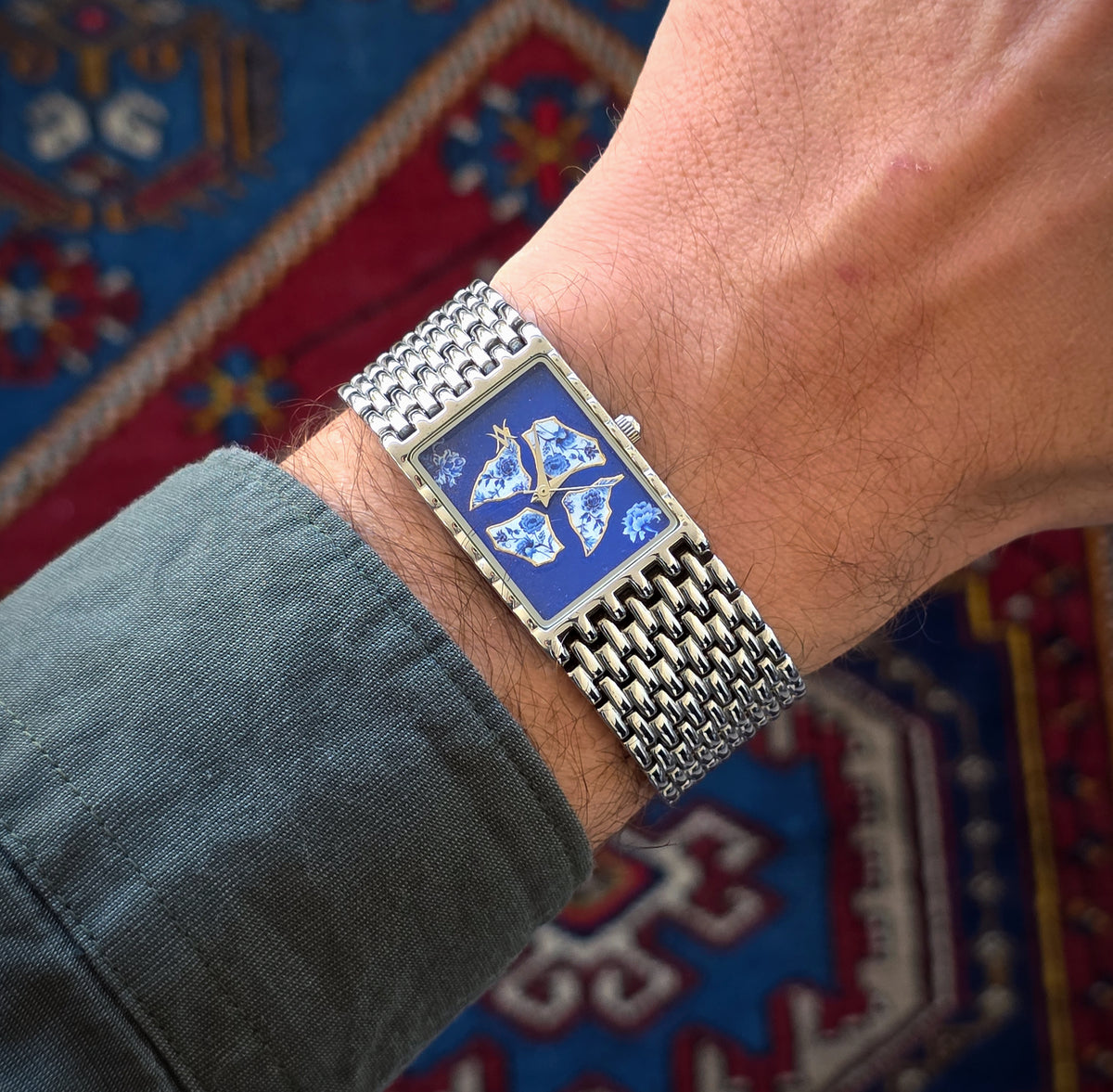 63. Dust of Time Porcelain watch silver