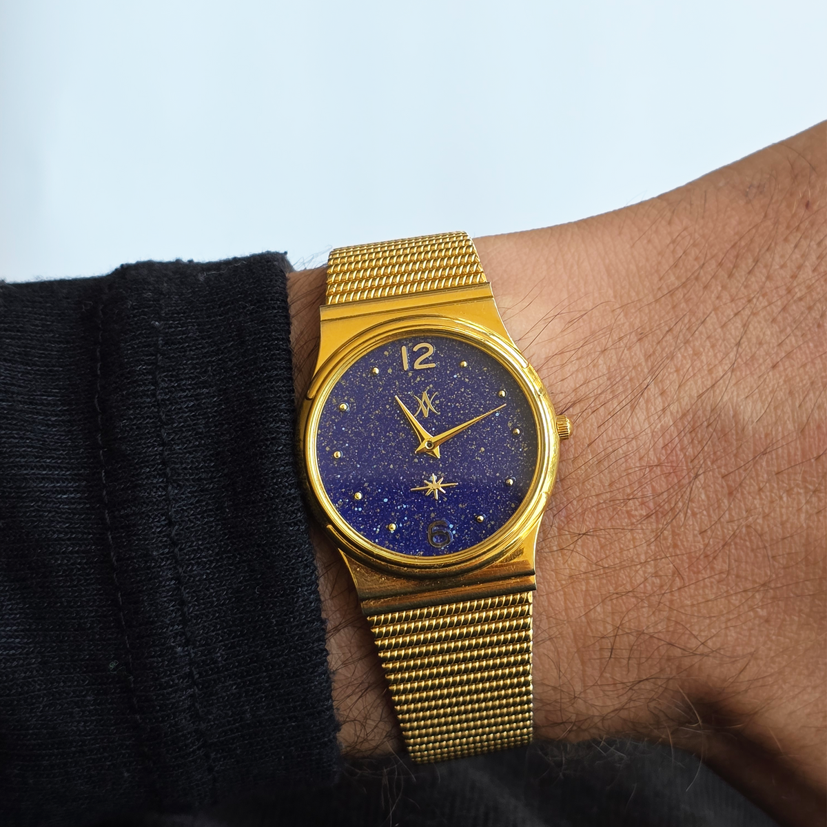 197. Midnight Galaxy Golden